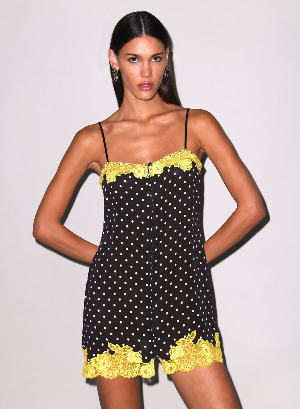 Fleur du Mal Juliet Button Slip in black