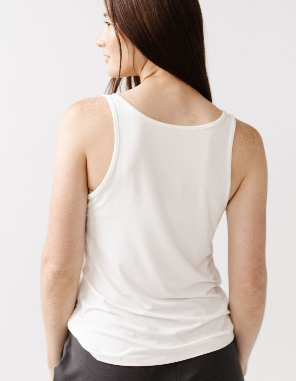 Women's Bamboo Stretch-Knit Lounge Tank in black | Cozy Earth
