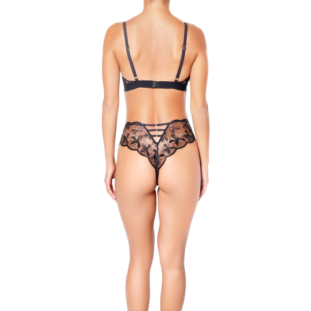 Lettre d'Amour Bralette - Black in black | huit-lingerie