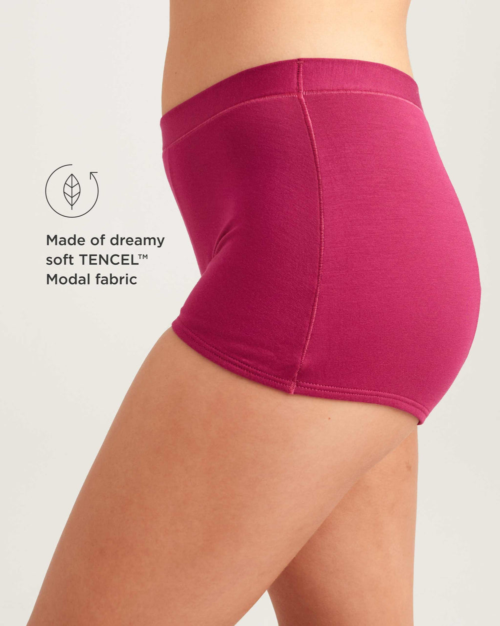 Leakproof Comfort CloudShort in black | Saalt