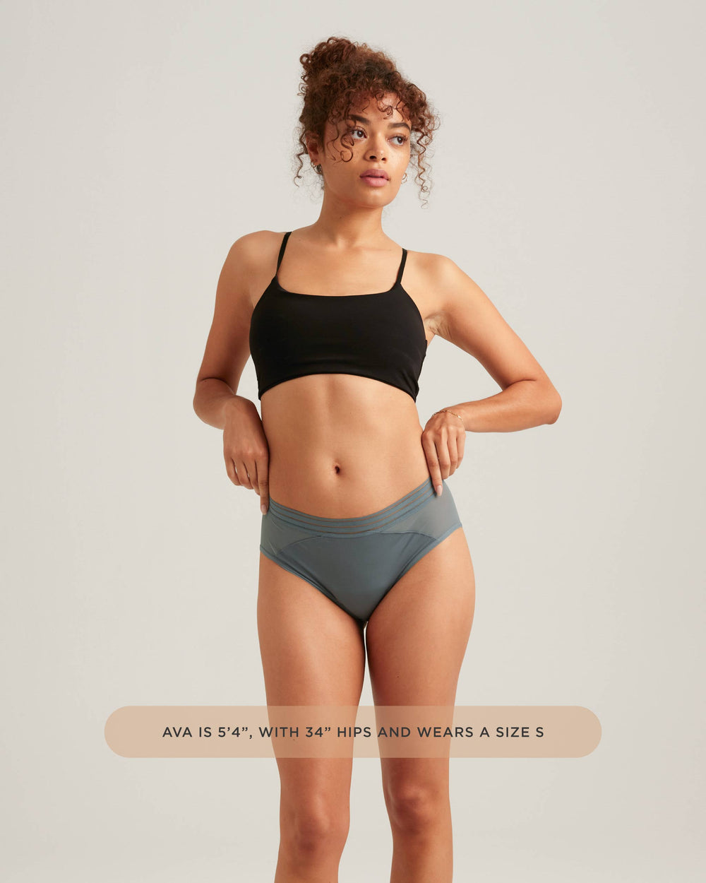 Leakproof Mesh Hipster in black | Saalt