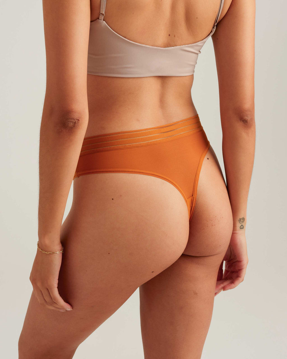 Leakproof Mesh Thong in black | Saalt