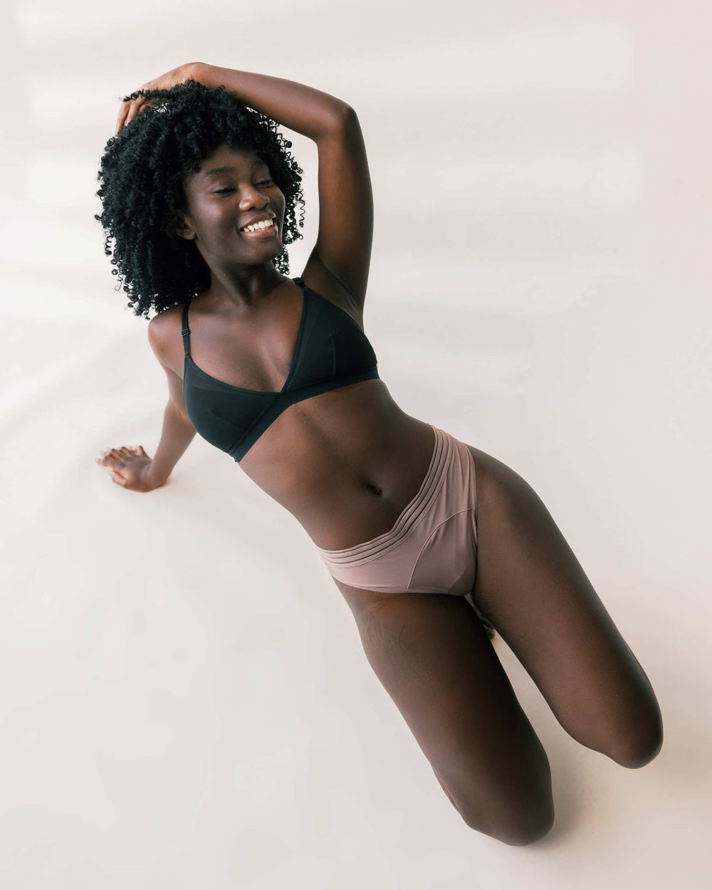 Leakproof Mesh Thong in black | Saalt