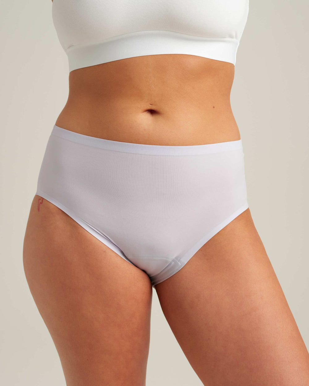 Leakproof Seamless High Waist in black | Saalt