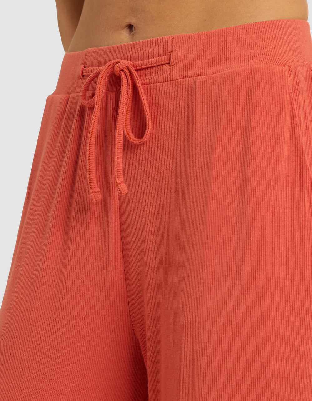 Women's Bamboo Rib-Knit Classic Pajama Pant in blue | Cozy Earth