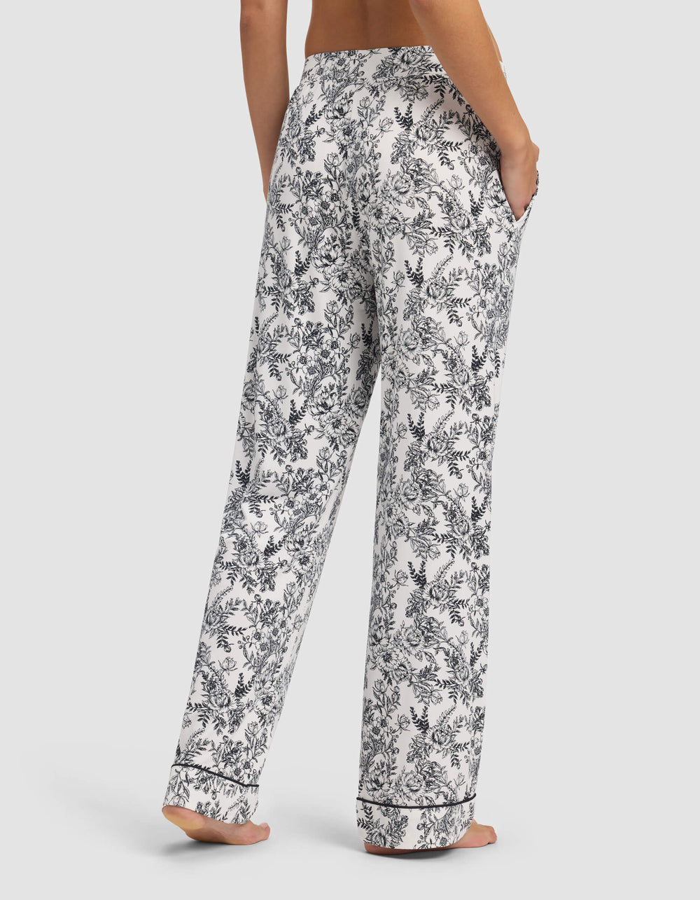 Women's Bamboo Stretch-Knit Pajama Pant (Collective) in pink | Cozy Earth