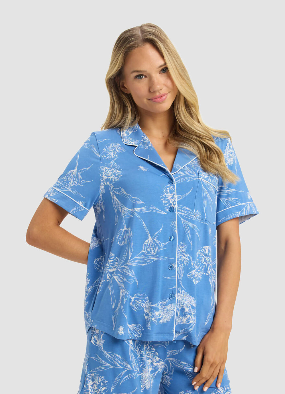 Women's Bamboo Stretch-Knit Short Sleeve Pajama Top (Collective) in white | Cozy Earth