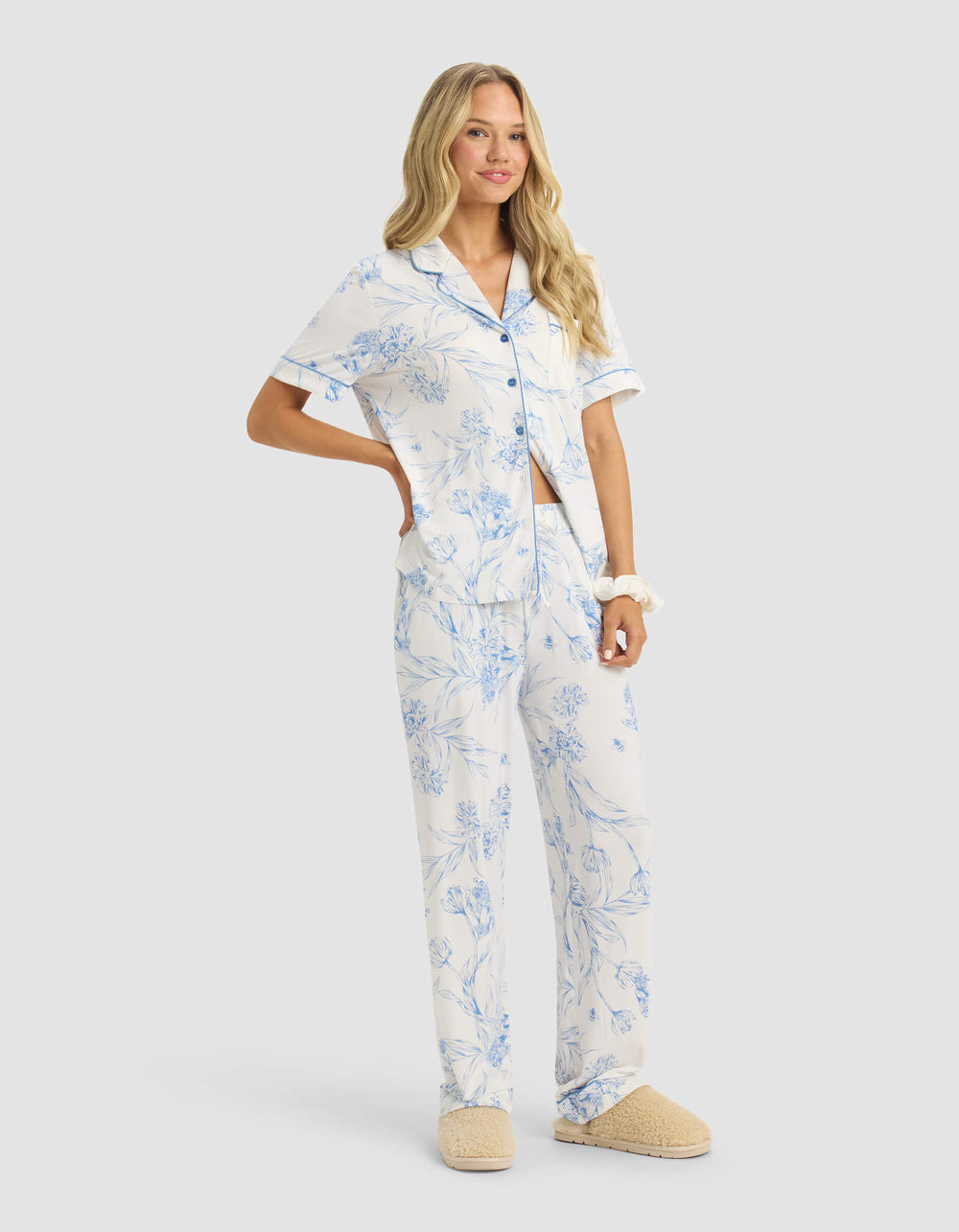 Women's Bamboo Stretch-Knit Short Sleeve Pajama Top (Collective) in white | Cozy Earth