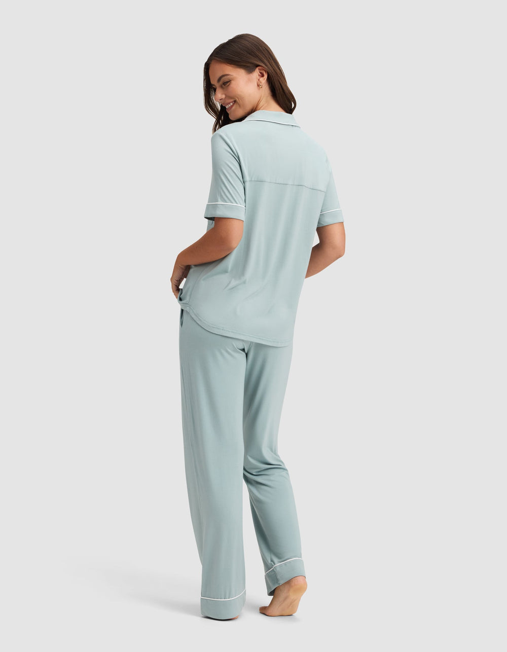 Women's Bamboo Stretch-Knit Short Sleeve & Pant Pajama Set in black | Cozy Earth