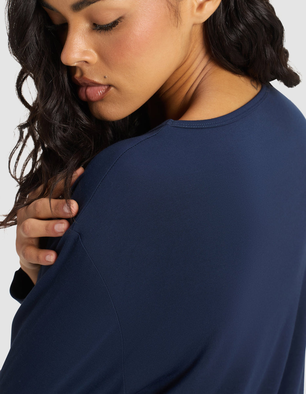 Women's Bamboo Stretch-Knit Long Sleeve Lounge Tee in black | Cozy Earth