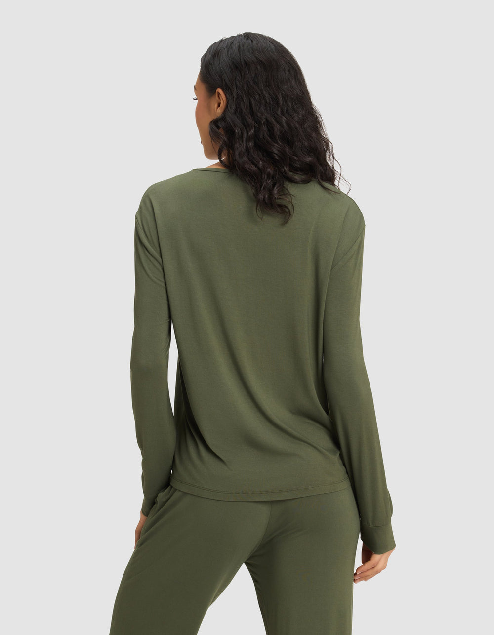 Women's Bamboo Stretch-Knit Long Sleeve Lounge Tee & Pant Set in blue | Cozy Earth