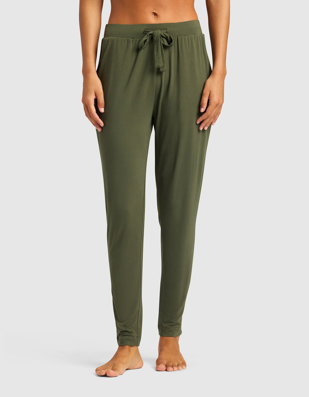 Women's Bamboo Stretch-Knit Tapered Pant in blue | Cozy Earth