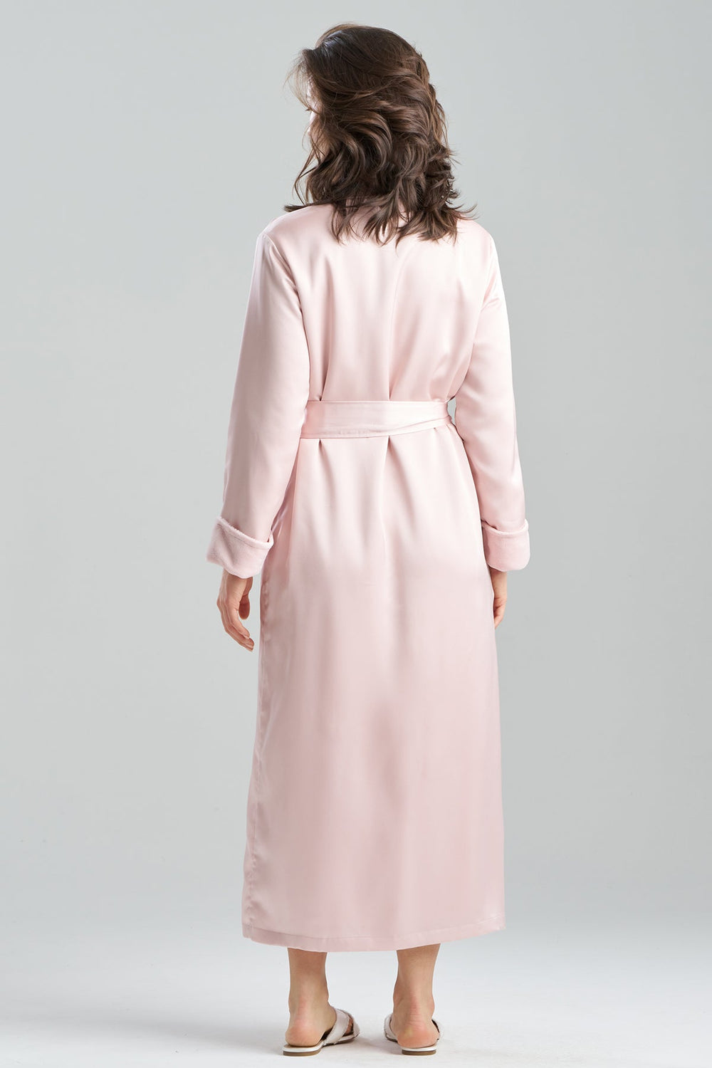 Satin Plush Robe in pink | Natori
