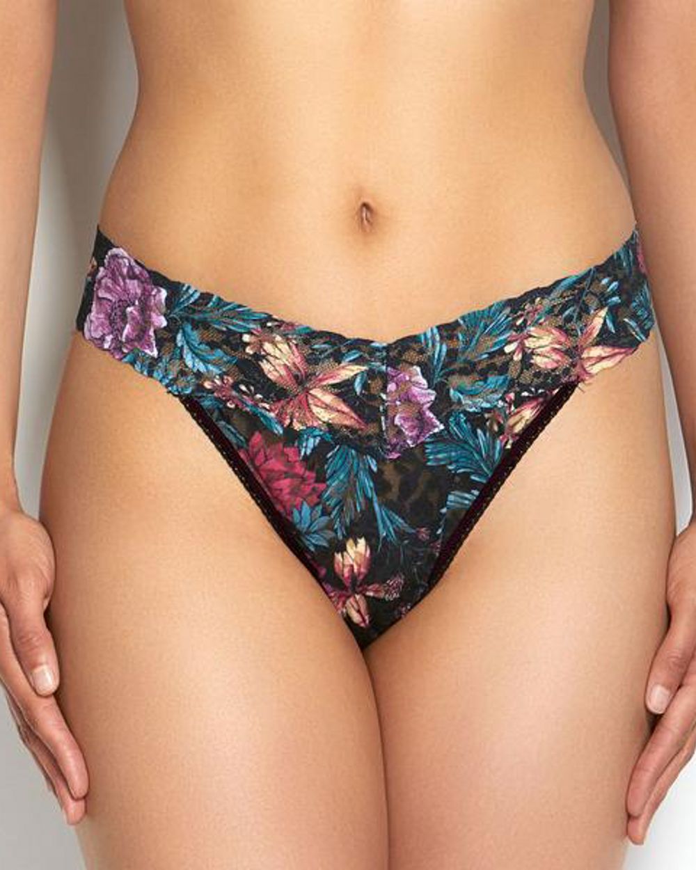 Hanky Panky Moody Blooms Original Rise Thong in black