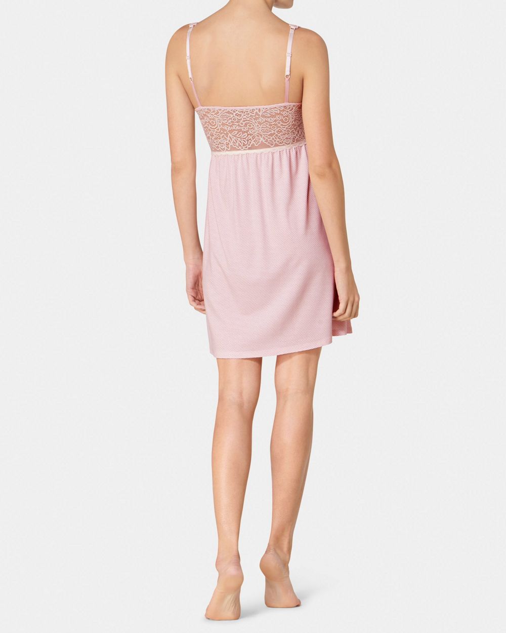 Triumph Amourette Spotlight Chemise in pink