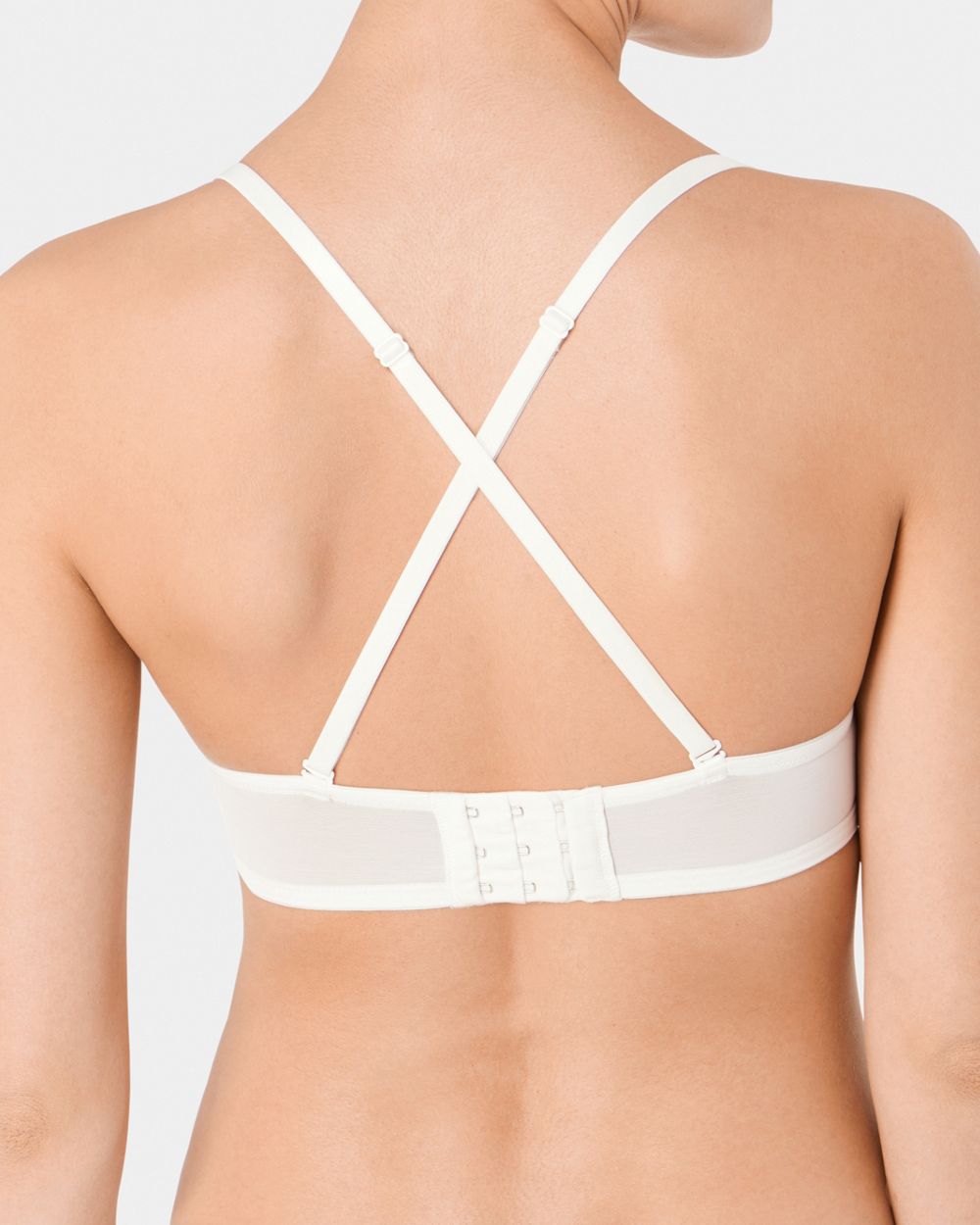 Triumph Sexy Angel Spotlight Strapless Bra in white