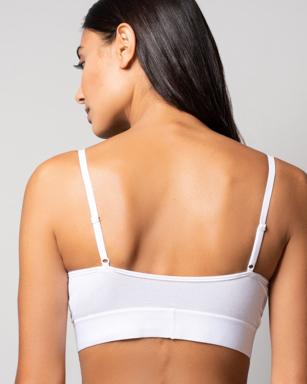 Base Range Soft Bra in white