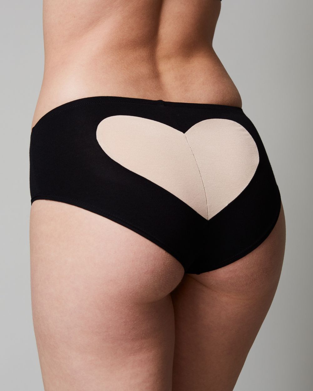 Only Hearts Love Story Heart Hipster in black