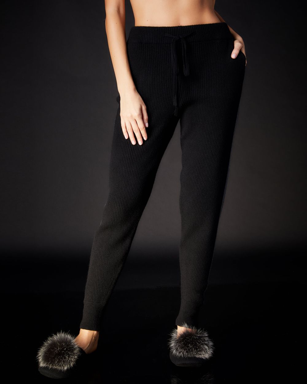 Arlotta Cashmere Racer Stripe Sweatpant in black