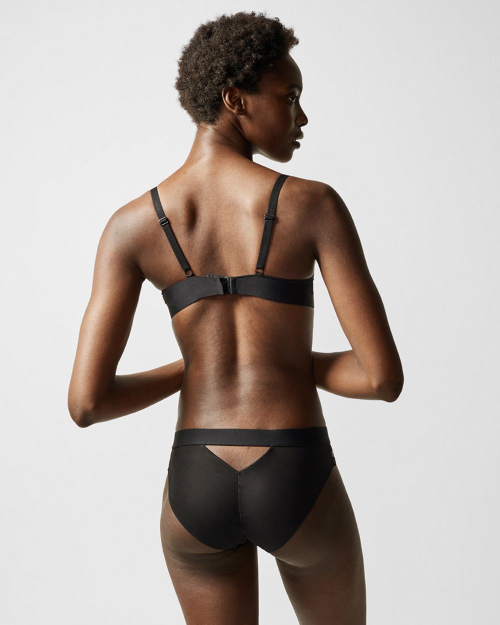 Chantal Thomass Sharp Demi Bra in black