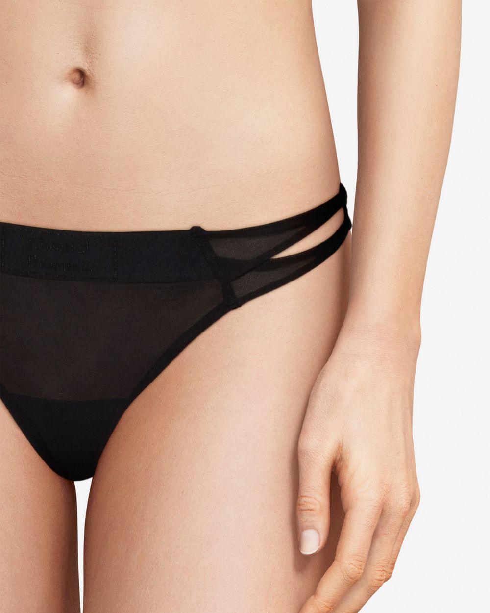 Chantal Thomass Sharp Thong in black