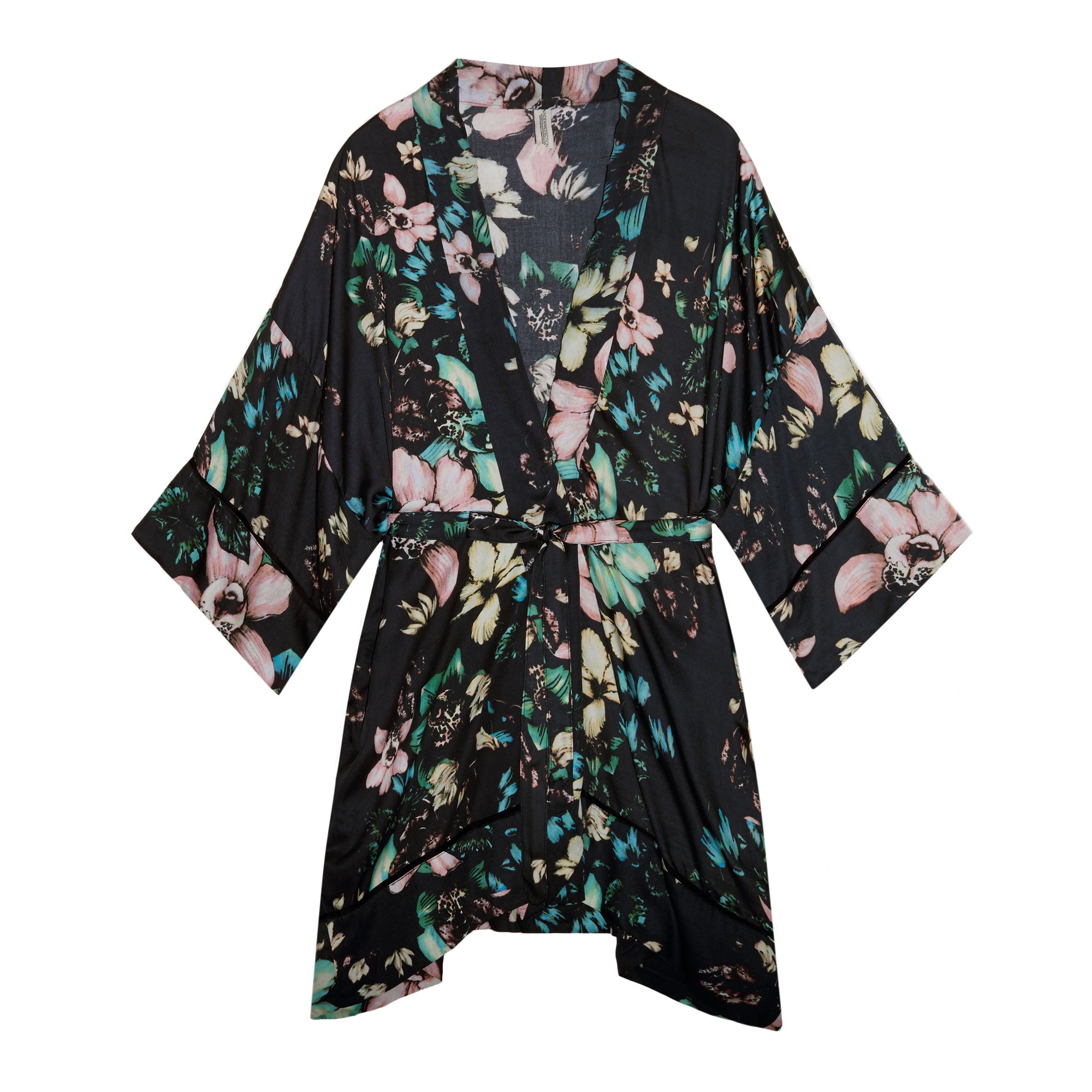 Underprotection Lotus Kimono in pink