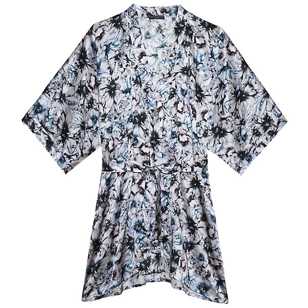 Samantha Chang Classic Short Kimono in pink