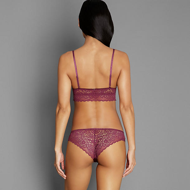 Triumph Amourette Spotlight Brazilian in purple